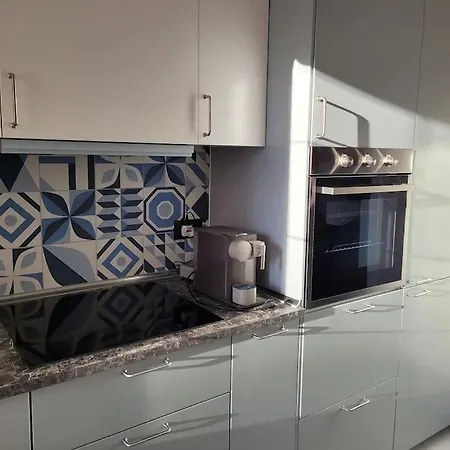 Bilocale: 5 Minuti Dall'ariston