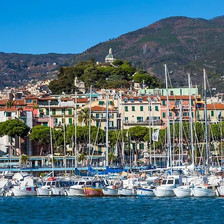 Apartment Bilocale: 5 Minuti Dall'ariston Sanremo